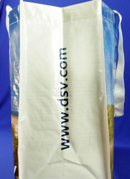Einzigartiges Design: DSV präsentiert PP Woven Taschen mit maritimem Flair.