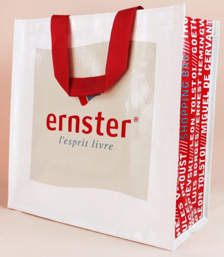 Nachhaltiger Luxus: Ernster®'s Shopping Bag mit dem Motto 'L'Esprit Livre'.